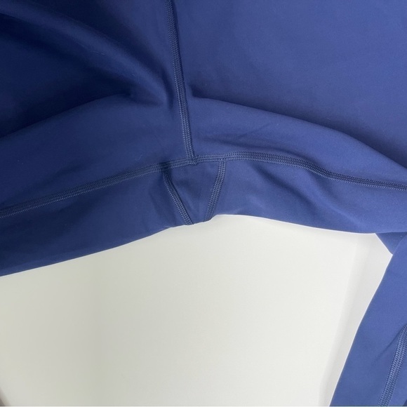 LULULEMON Wunder Train High-Rise Tight 25"
Larkspur size 18 - Picture 9 of 9
